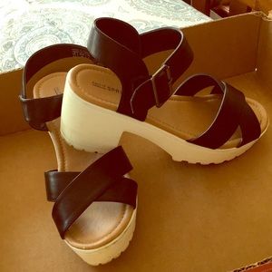 Black platform sandals